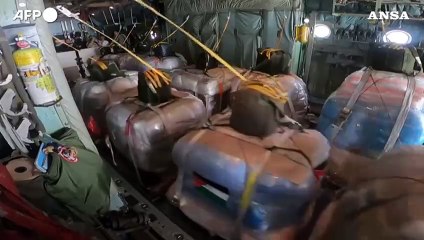 Gaza, prosegue l'invio di aiuti umanitari da parte della Giordania