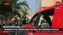 Normalistas vandalizan oficinas del Gobierno Estatal en Chilpancingo, Guerrero