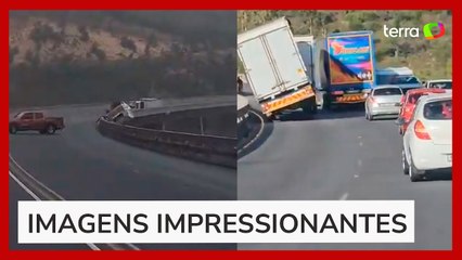 Vendaval derruba veículos de viaduto na África do Sul
