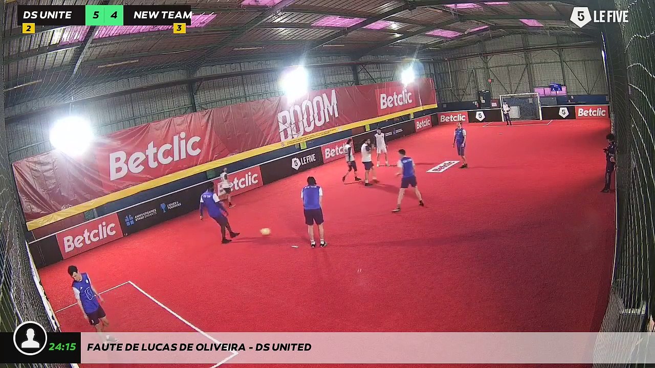 Faute de Lucas DE OLIVEIRA - DS UNITED