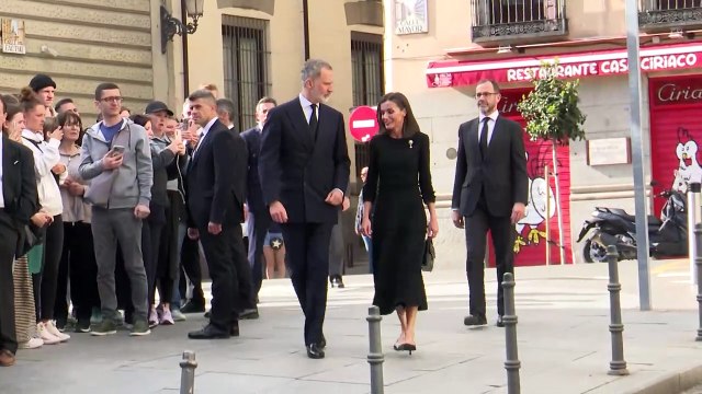 Los Reyes coinciden con Don Juan Carlos y Doña Sofía en el funeral de Fernando Gómez-Acebo