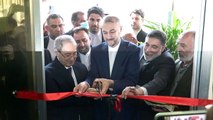 Chanceler iraniano inaugura novo consulado em Damasco e acusa EUA de ter aprovado bombardeio