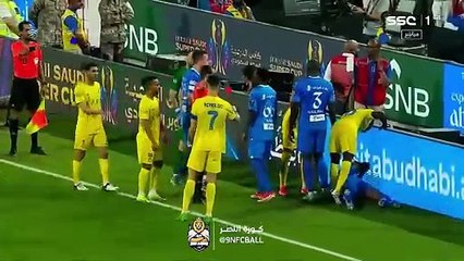 Cristiano Ronaldo amaga con agredir al árbitro tras ser expulsado