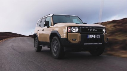 2024 Toyota Land Cruiser Trailer