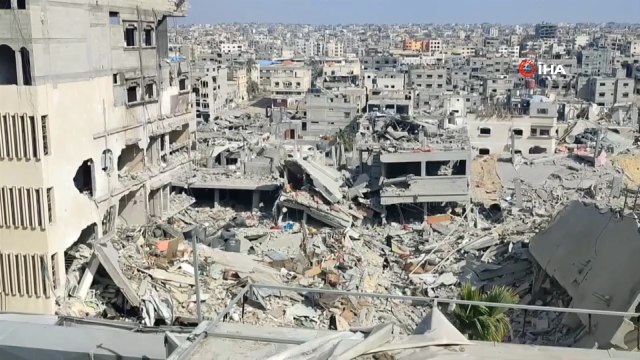 İsrail ordusunun geri çekildiği Han Yunus’taki yıkım görüntülendi