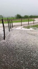 La grêle est tombée de manière impressionnante ce lundi 8 avril en Dordogne comme ici à Saint-Léon-d'Issigeac