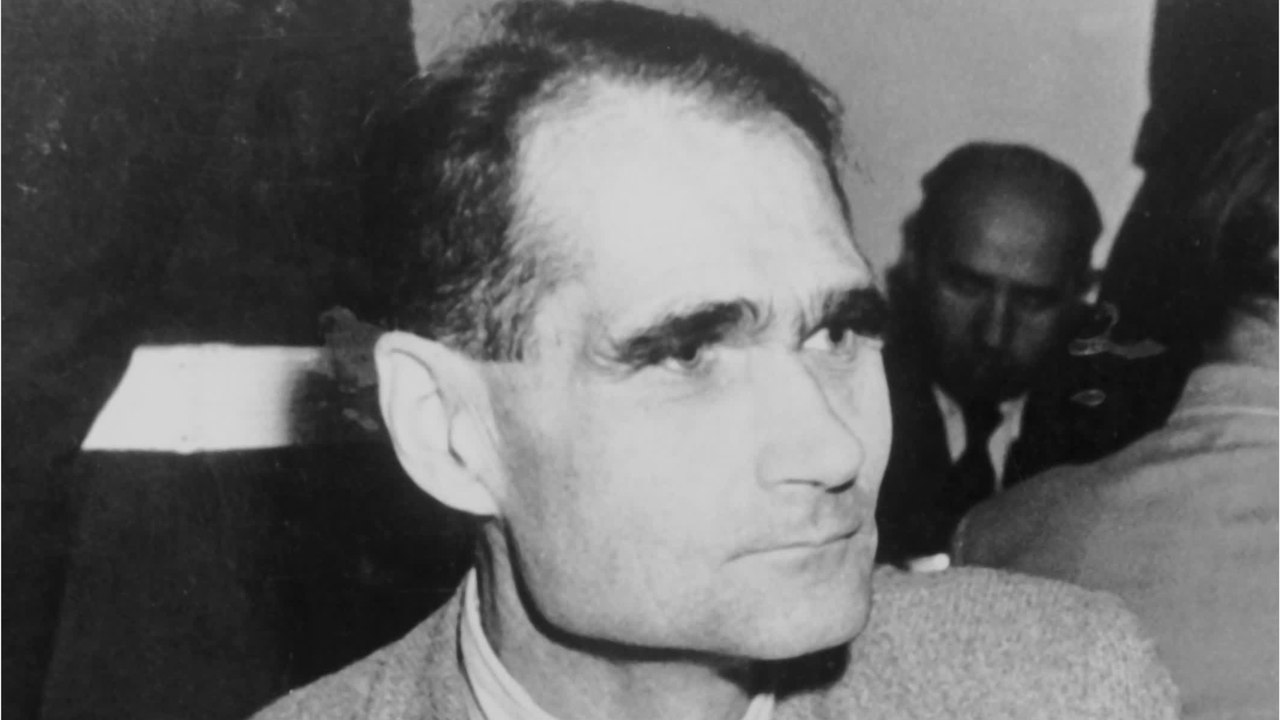 Rudolph Heß' Sohn behauptet: Sein Vater, Hitlers Stellvertreter, wurde im Gefängnis ermordet