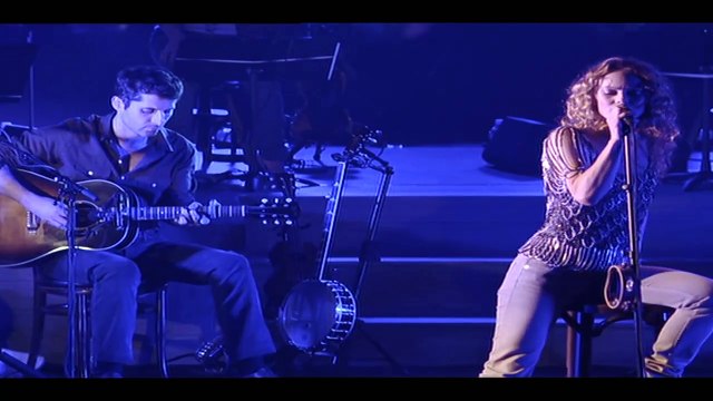 VANESSA PARADIS — LES REVENANTS | VANESSA PARADIS : UNE NUIT À VERSAILLES | (2010)