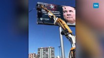 Mamak AKP'den CHP'ye geçince panolara Atatürk posterleri asıldı
