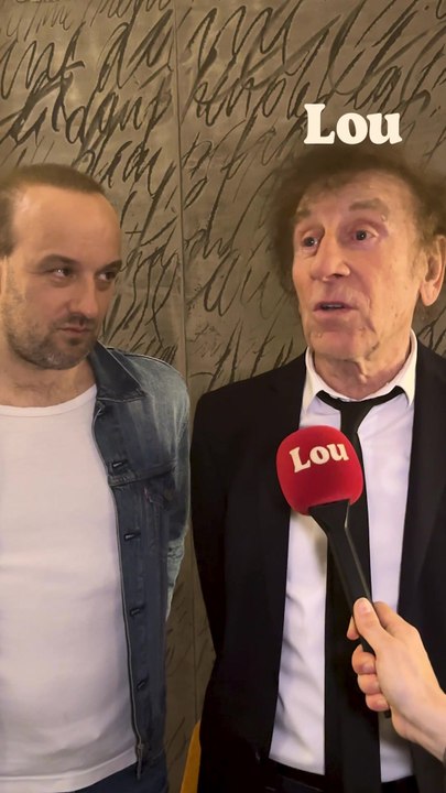 On était au gala de la Fondation Recherche Alzheimer et on y a croisé Alain Souchon en compagnie de son fils @oursmusiqueoff, qui nous a parlé de sa vie de grand-père. ✨