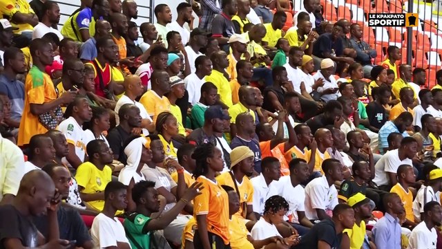 Titre : L'ambiance et les réactions des supporters pendant et après le match de l'ASEC contre l'Espérance de Tunis