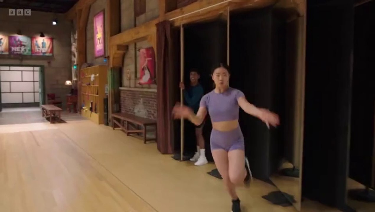 The Next Step S09E01