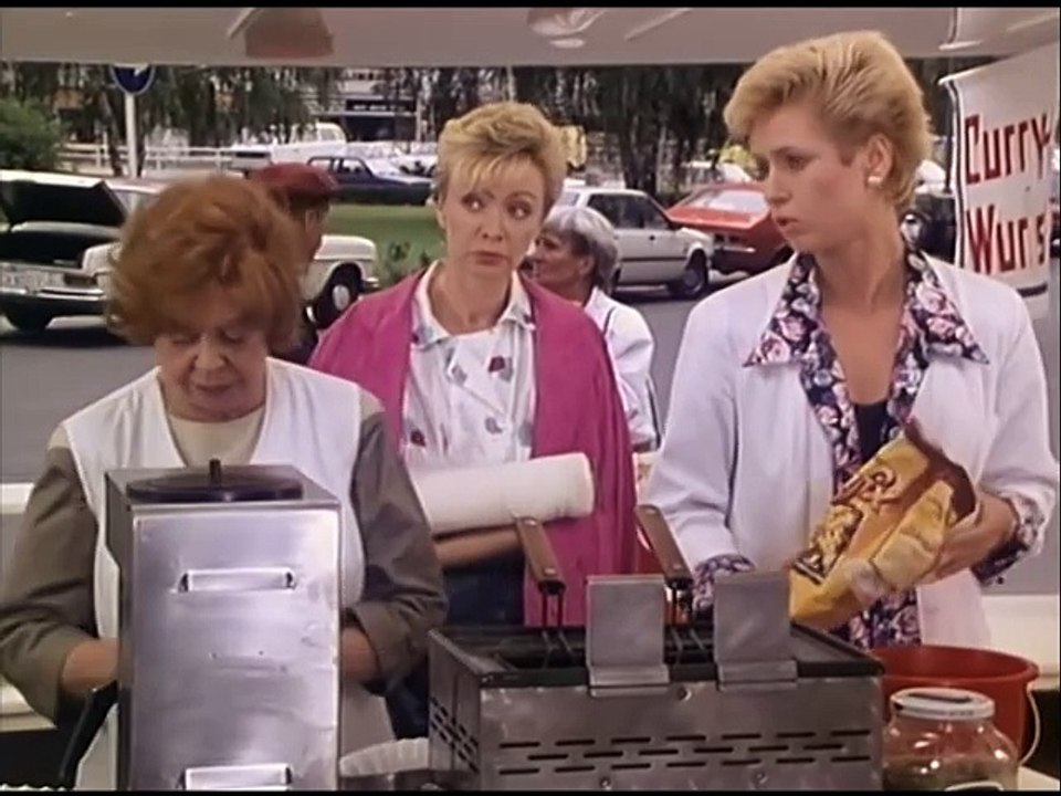 Drei Damen vom Grill - Ganze Serie - Staffel 7/Folge 8  'Panikmache'  - 1987