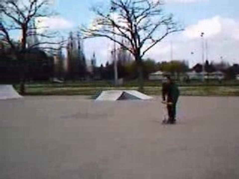 SCOOTER FLIP MANQUER