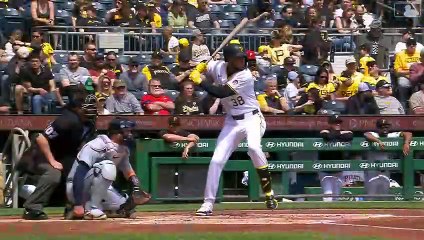 ¡Edward Olivares conectó par de cuadrangulares frente a Detroit!