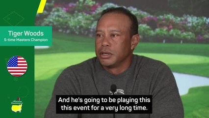 Скачать видео: Woods tips a 'flattered' McIlroy to win the Masters