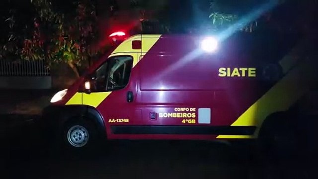 Homem cai de bicicleta no Interlagos e é socorrido pelo Siate