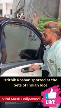 Hrithik Roshan spotted at the Sets of Indian Idol