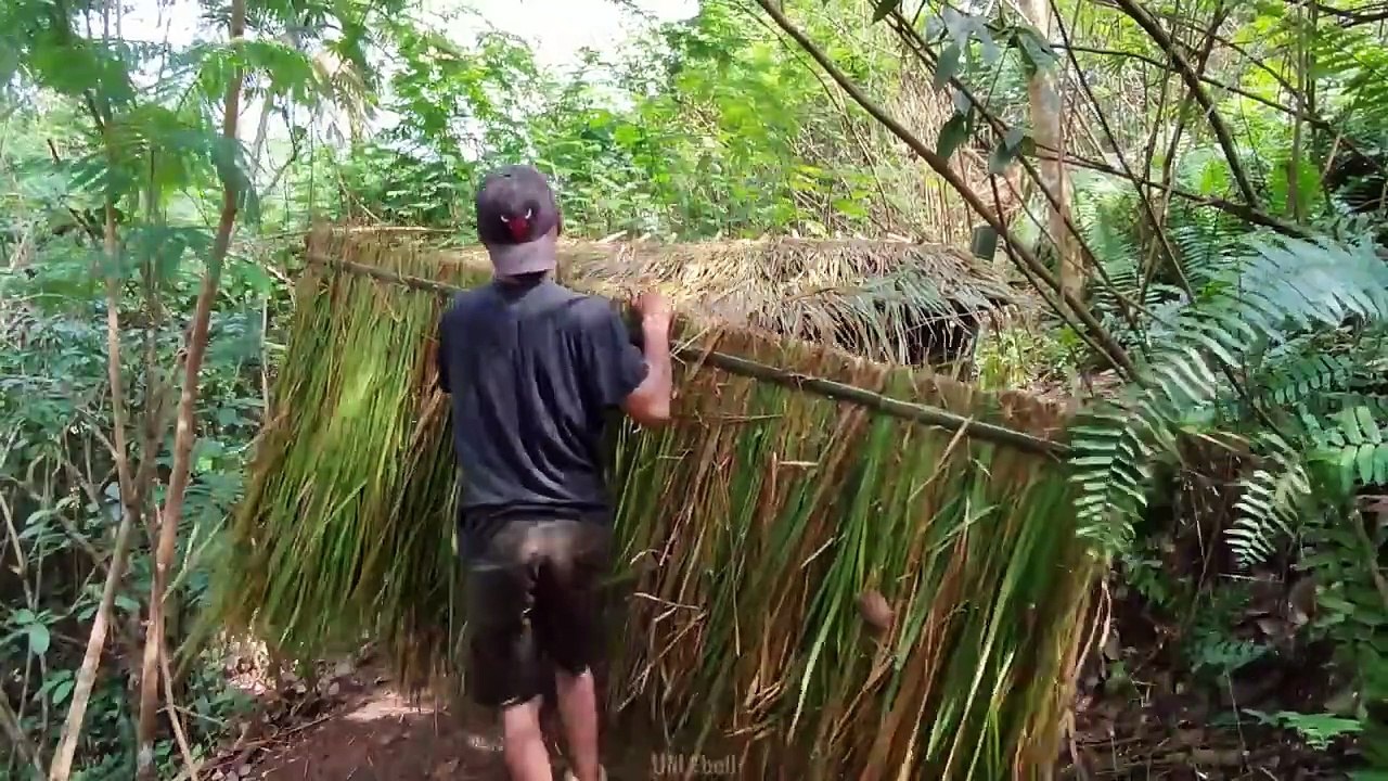 Build a complete & warm survival shelter || Solo camping - bushcraft