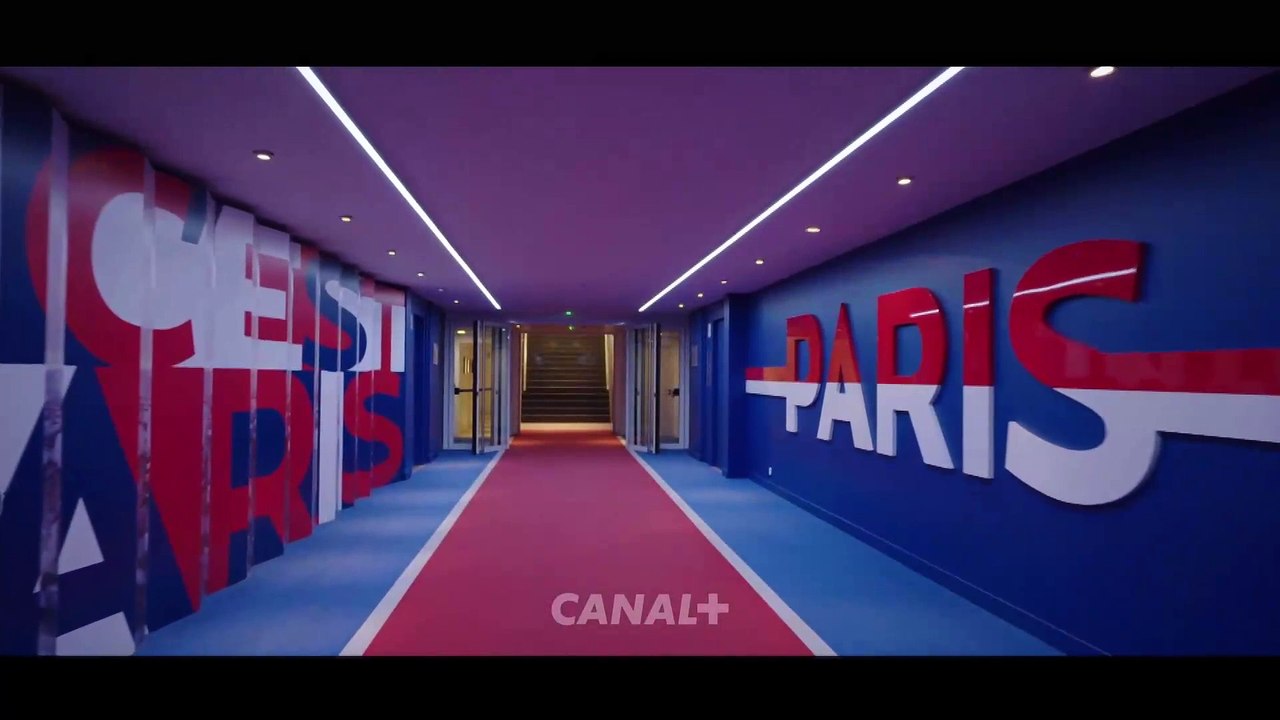 Canal Plus diffuse à partir de ce soir, 23h25, l’émission "Au micro", une compétition entre 30 candidats anonymes pour commenter le football sur la chaîne - VIDEO