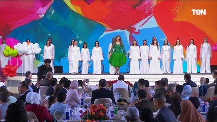 الرئيس السيسي لصفاء أبو السعود : شكرا ليكي وكتر ألف خيرك