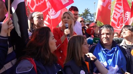 Video herunterladen: Yolanda Díaz, durante la huelga de los trabajadores en Iveco