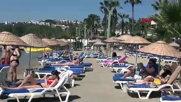 Türkiye'nin tatil cennetinde sezon açıldı; sahiller doldu