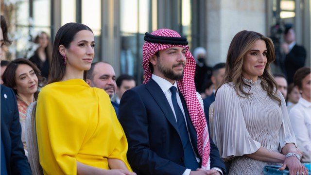 GALA VIDEO - Rania de Jordanie aux anges : la reine va devenir grand-mère pour la première fois !