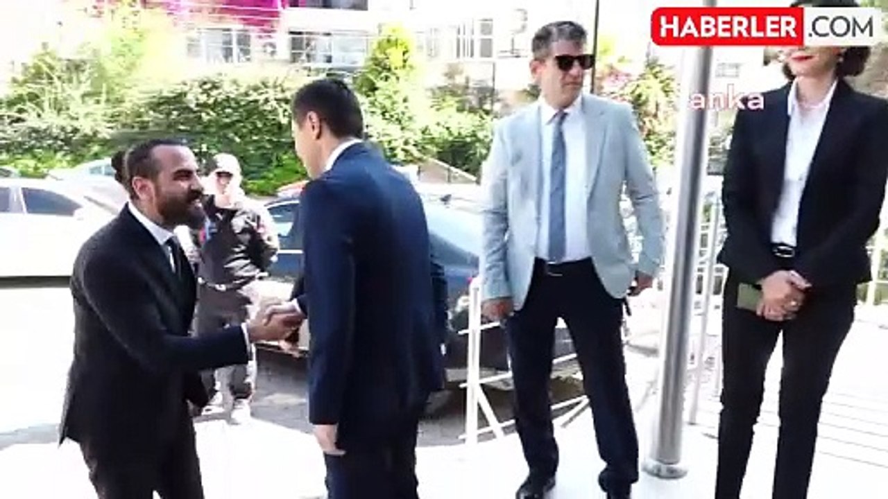 Marmaris Belediye Başkanı Acar Ünlü, vatandaşlarla bayramlaştı