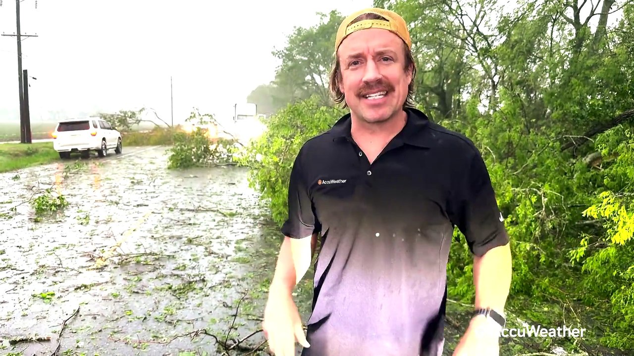 Dr Reed Timmer tracks storm damage in Louisiana