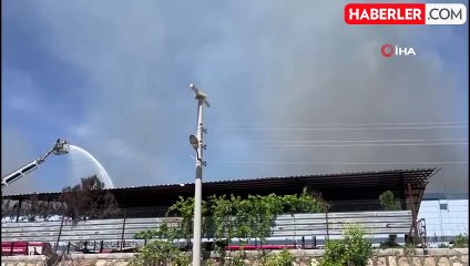 Şanlıurfa'da tekstil fabrikasında yangın çıktı