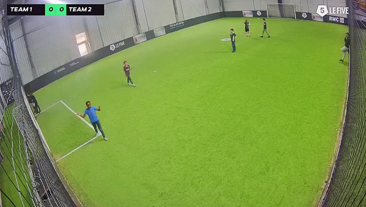 10/04 à 16:19 - Football 6x6 Musa Carrelage (LeFive Reims)