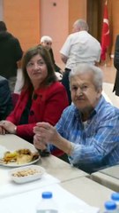 Vali Özarslan ulu çınarları unutmadı