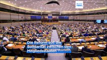 EU-Parlament stimmt mit knapper Mehrheit für umstrittene Migrationsreform