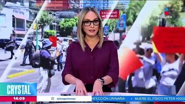 Alcaldía Benito Juárez reparte garrafones de agua