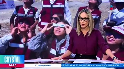 Ariadna Ayala se sube al tren del eclipse para su campaña electoral