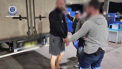 A man has been arrested in Wagga with $1 million cash part of record drug haul