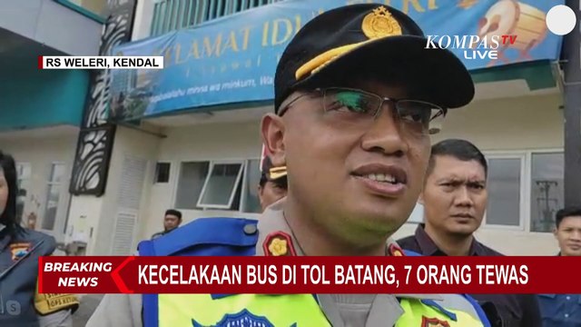 7 Korban Tewas Kecelakaan Bus di Tol Batang-Semarang Dibawa ke RS Islam Weleri Kendal