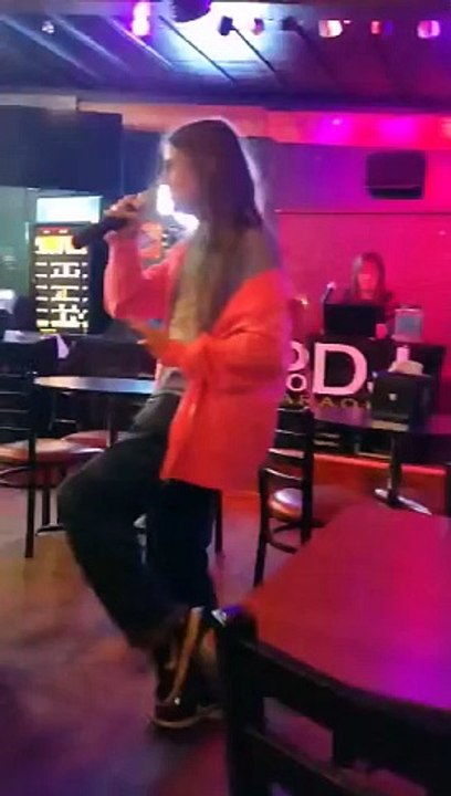 Diamonds Sung by Da Rock Queen Karaoke