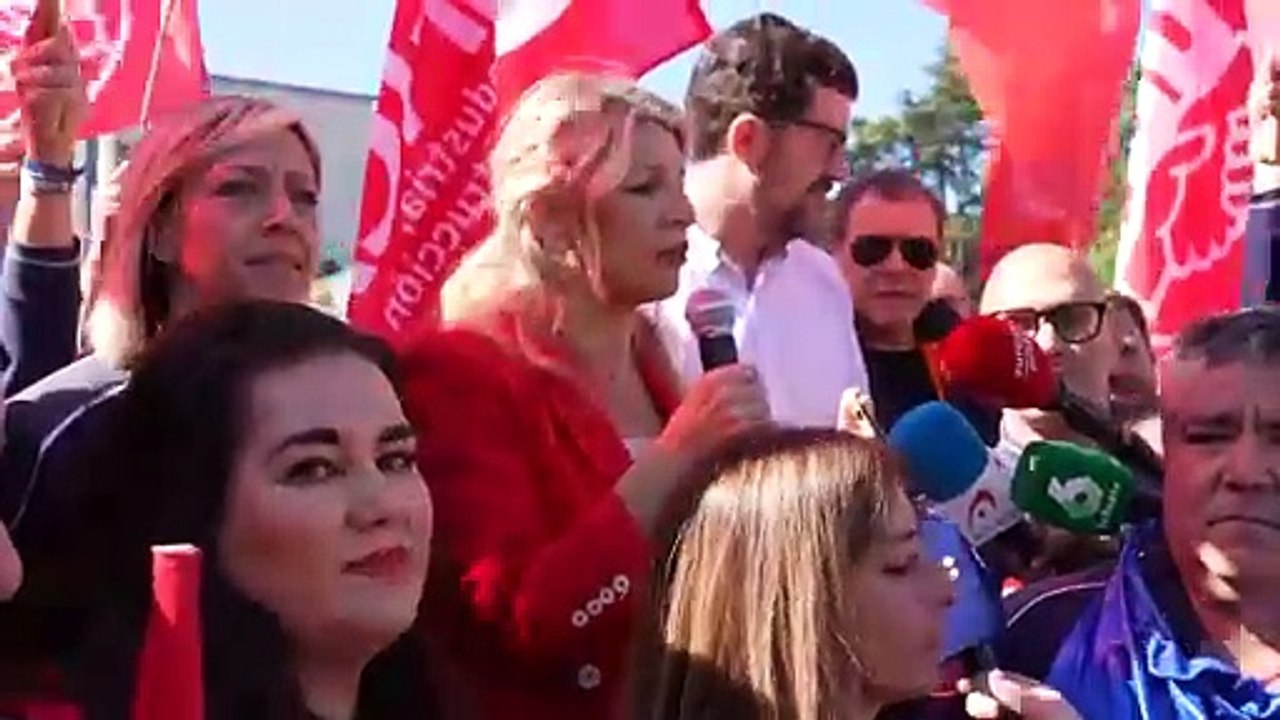 Yolanda Díaz se presenta en Iveco para apoyar a los trabajadores en huelga