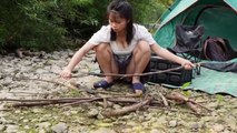 Solo Bushcraft SOLO GIRL's bushcraft in the forest, Camping and cooking ASMR _ Backpack alone