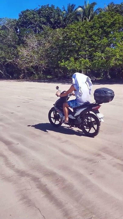 Labnig Beach