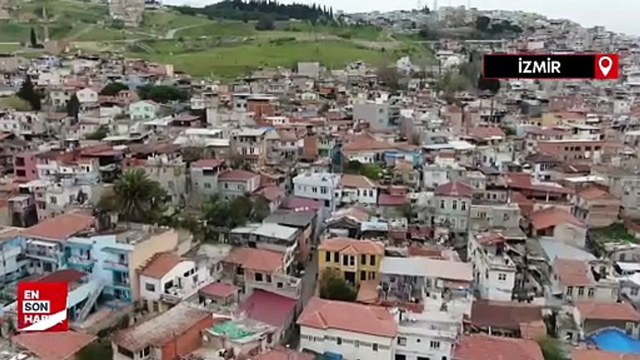 İzmir’in göbeğinde can çekişen bir tarih: Basmane