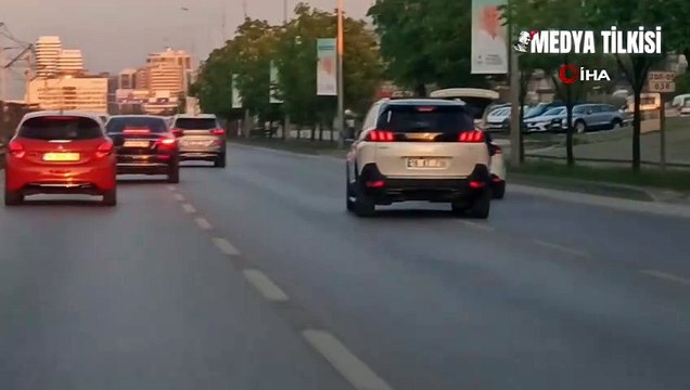 Sosyal Medya Sevdasına Canını Hiçe Saydı!