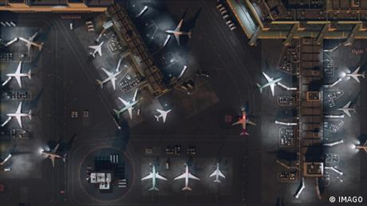 Aircraft from China: Attack on Boeing and Airbus