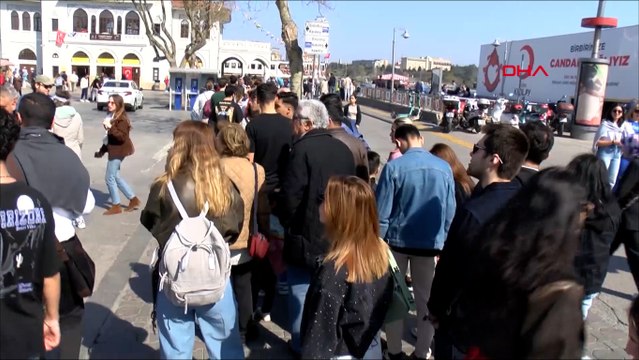 Adalar iskelesinde Bayram yoğunluğu