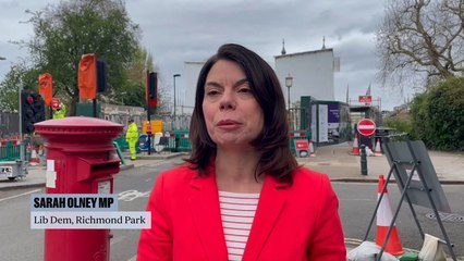 Sarah Olney MP marks five years since closure of Hammersmith Bridge to motorists