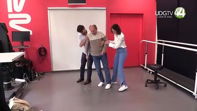 C.L.A.R.A presenta la primera persona con Parkinson que vuelve a caminar con una prótesis neuronal