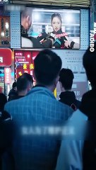 cô gái lau dọn thực chất là cao thủ quyền anh liền dạy d-ỗ cho đám d-u c-ô-n ngông c-u-ồ-n-g