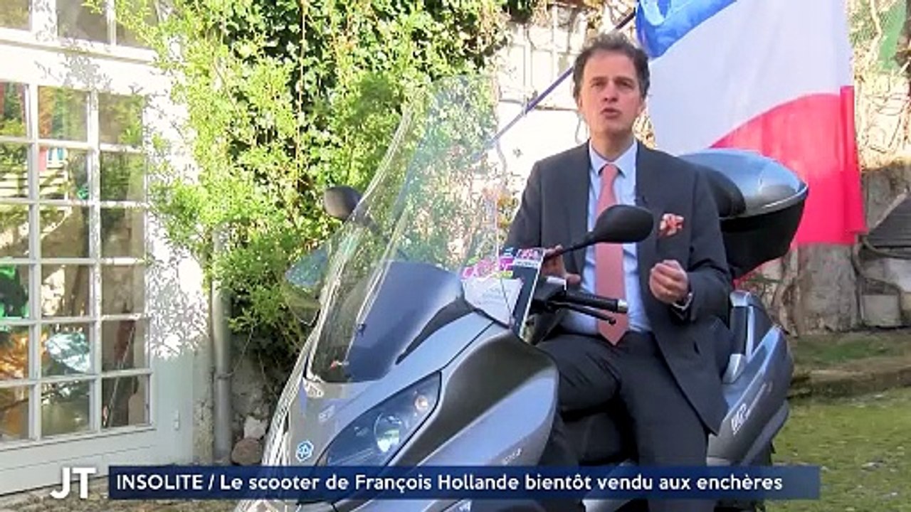 INSOLITE / Le scooter de François Hollande bientôt vendu aux enchères